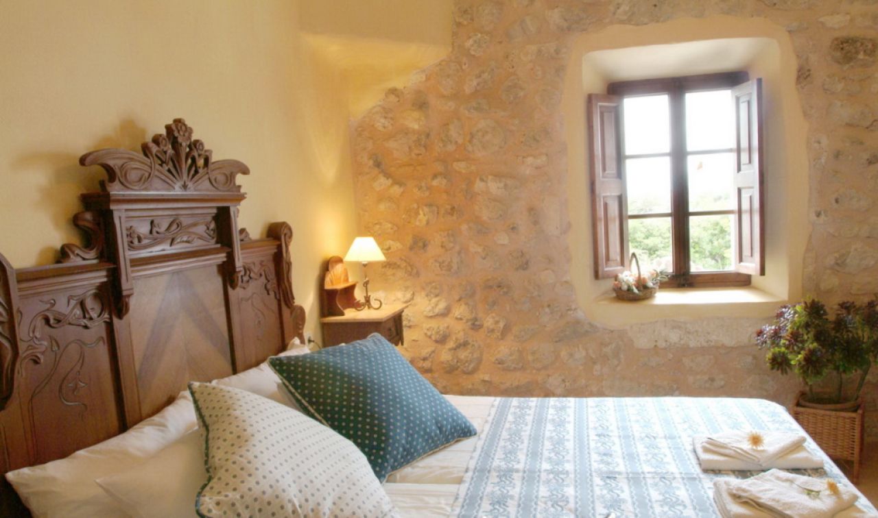 WINTER 26 / 27: Casita mit Zentralheizung auf einem Gemeinschaftsgrundstück bei Manacor -- F 250 a