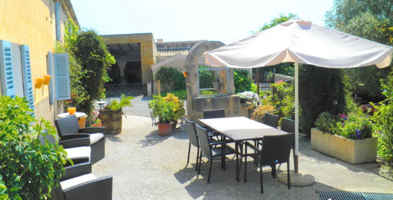 WINTER 26 / 27: Casita mit Zentralheizung auf einem Gemeinschaftsgrundstück bei Manacor -- F 250 a