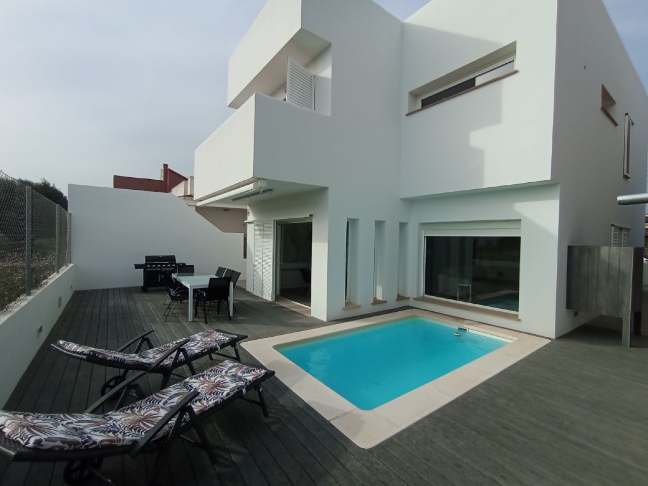 Winter 26 / 27: Parterrechalet mit AC, Pool und Terrassen in Sa Rapita-- CH 20 WT