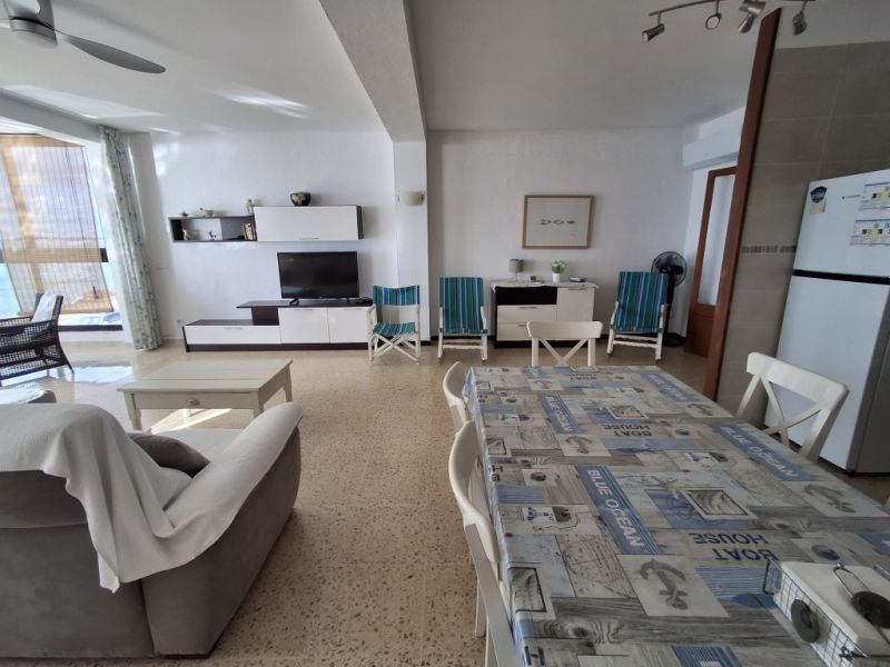 Winter 27 / 28: Bright apartment with AC on the first line of Sa Rapita--- AP 03 WT