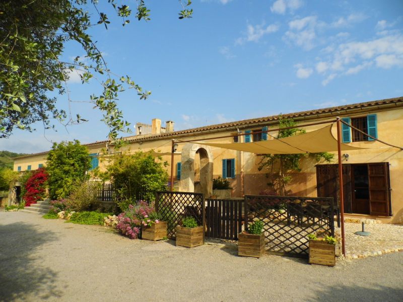 WINTER: 3 sep. Häuser mit 2 Pools und Heizung bei Manacor --- F 250 CM