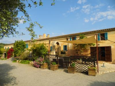 WINTER: 3 sep. Häuser mit 2 Pools und Heizung bei Manacor --- F 250 CM