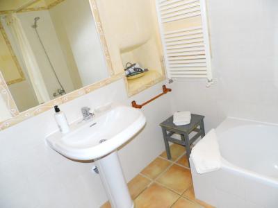 WINTER: 3 sep. Häuser mit 2 Pools und Heizung bei Manacor --- F 250 CM