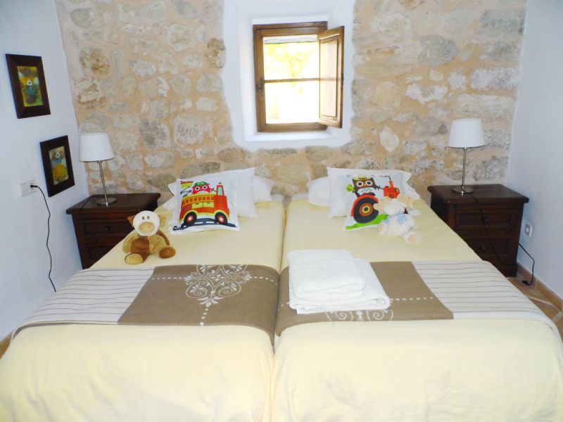 WINTER: 3 sep. Häuser mit 2 Pools und Heizung bei Manacor --- F 250 CM