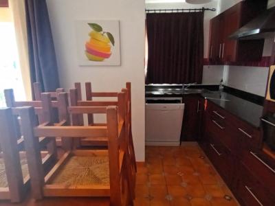 Invierno: 4 apts con piscina comunitaria, BBQ y AC en una aldea cerca de Campos -- AP 23 a - d WT