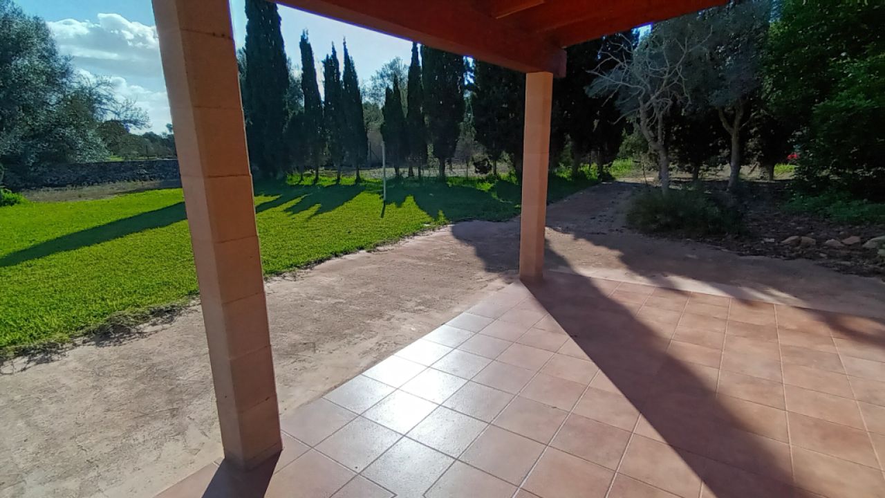 Invierno: 4 apts con piscina comunitaria, BBQ y AC en una aldea cerca de Campos -- AP 23 a - d WT