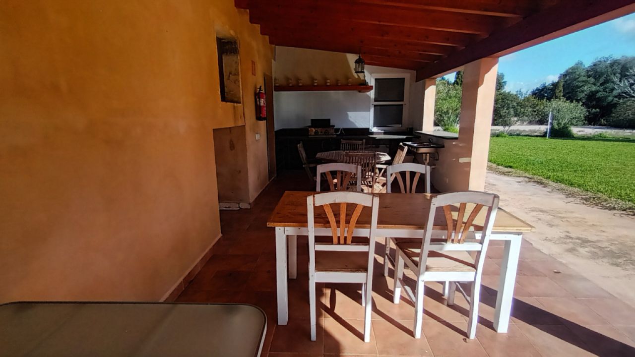 Invierno: 4 apts con piscina comunitaria, BBQ y AC en una aldea cerca de Campos -- AP 23 a - d WT