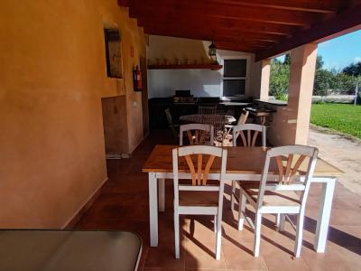 Invierno: 4 apts con piscina comunitaria, BBQ y AC en una aldea cerca de Campos -- AP 23 a - d WT
