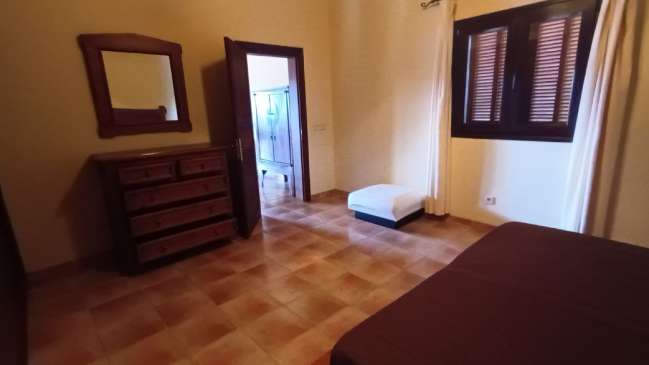 Invierno: 4 apts con piscina comunitaria, BBQ y AC en una aldea cerca de Campos -- AP 23 a - d WT