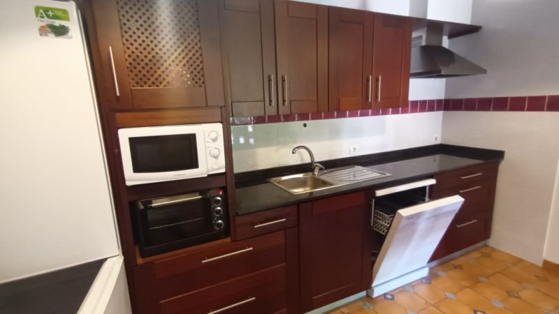 Invierno: 4 apts con piscina comunitaria, BBQ y AC en una aldea cerca de Campos -- AP 23 a - d WT