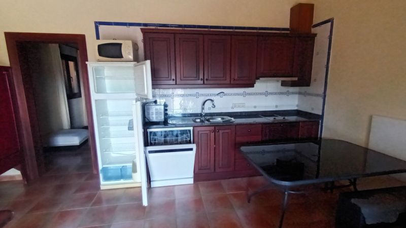 Invierno: 4 apts con piscina comunitaria, BBQ y AC en una aldea cerca de Campos -- AP 23 a - d WT