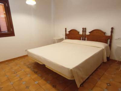 Invierno: 4 apts con piscina comunitaria, BBQ y AC en una aldea cerca de Campos -- AP 23 a - d WT