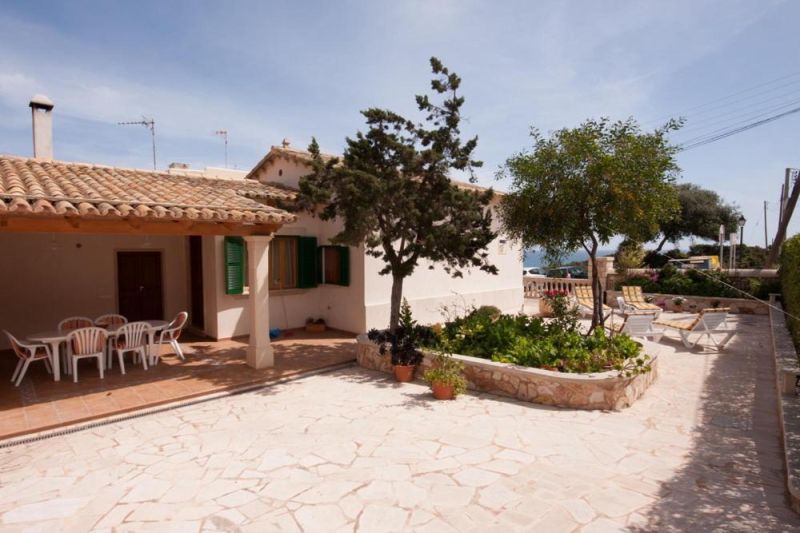 WINTER: Chalet in 1. Coastline with garden, AC, fireplace and pure sea views -- Cala Figuera -- CH 4