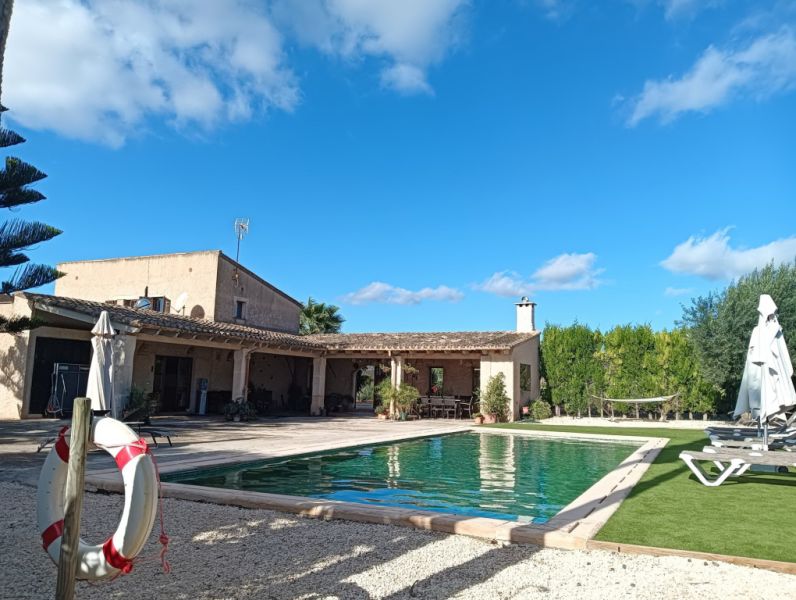 WINTER: Charmante FInca mit schönem Garten und Heizung bei San LLorenc --- F 03 WT