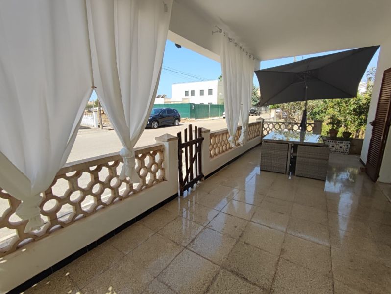 WINTER: Ebenerdiges Chalet mit Garten und Terrassen in Sa Rapita --- CH 01