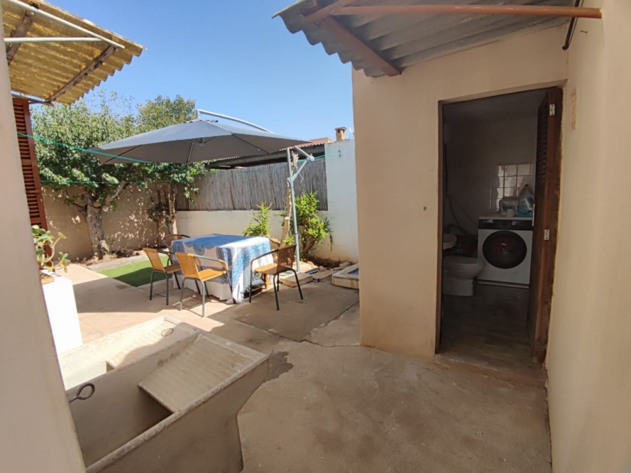 WINTER: Ebenerdiges Chalet mit Garten und Terrassen in Sa Rapita --- CH 01