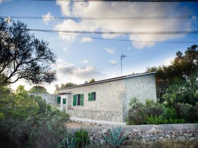 Winter: Ebenerdiges Chalet mit Heizung, Garten und Terrassen in Cala Murada --- CH 13 WT