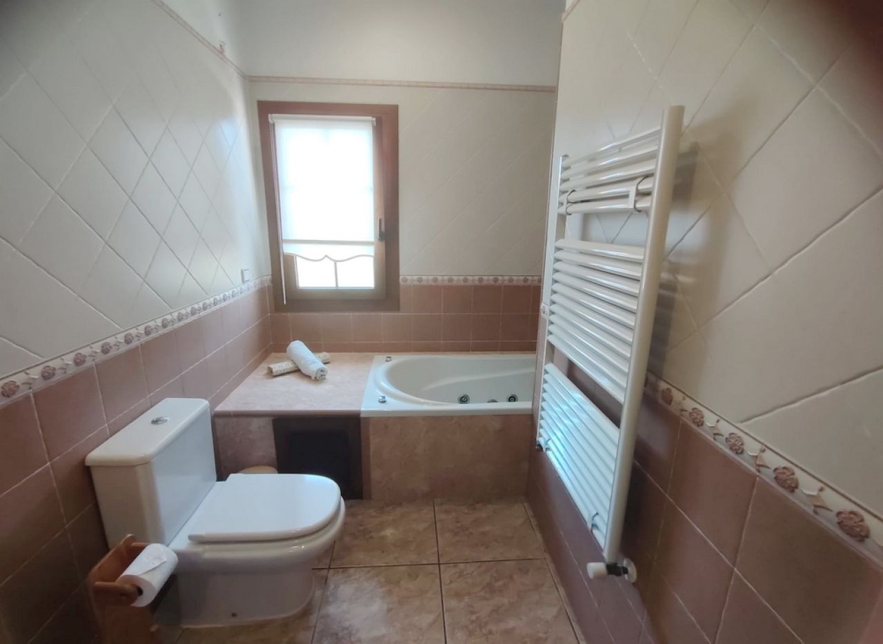 Winter: Single-storey chalet with oil central heating and garden in a quiet location of Porto Colom 