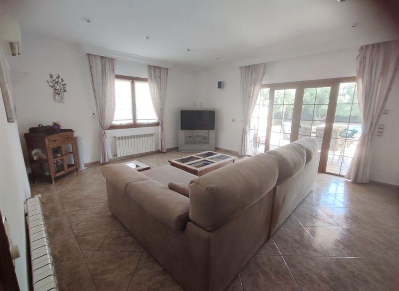 Winter: Single-storey chalet with oil central heating and garden in a quiet location of Porto Colom 