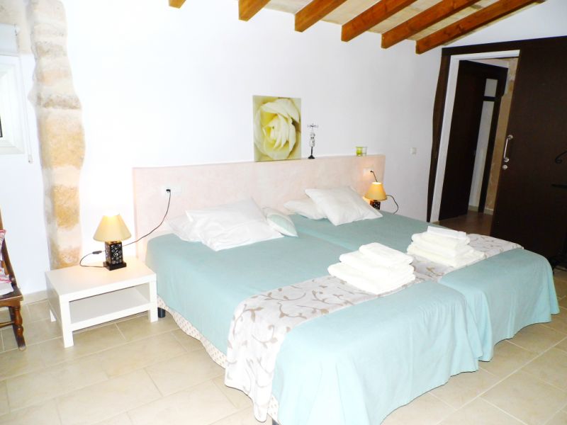 INVIERNO: Casa de campo moderna en planta baja cerca de Manacor --- F 250 c WT