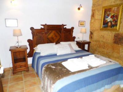 WINTER: Finca - AP  mit Heizung auf einem Agroturismogrundstück bei Manacor -- F 25 b