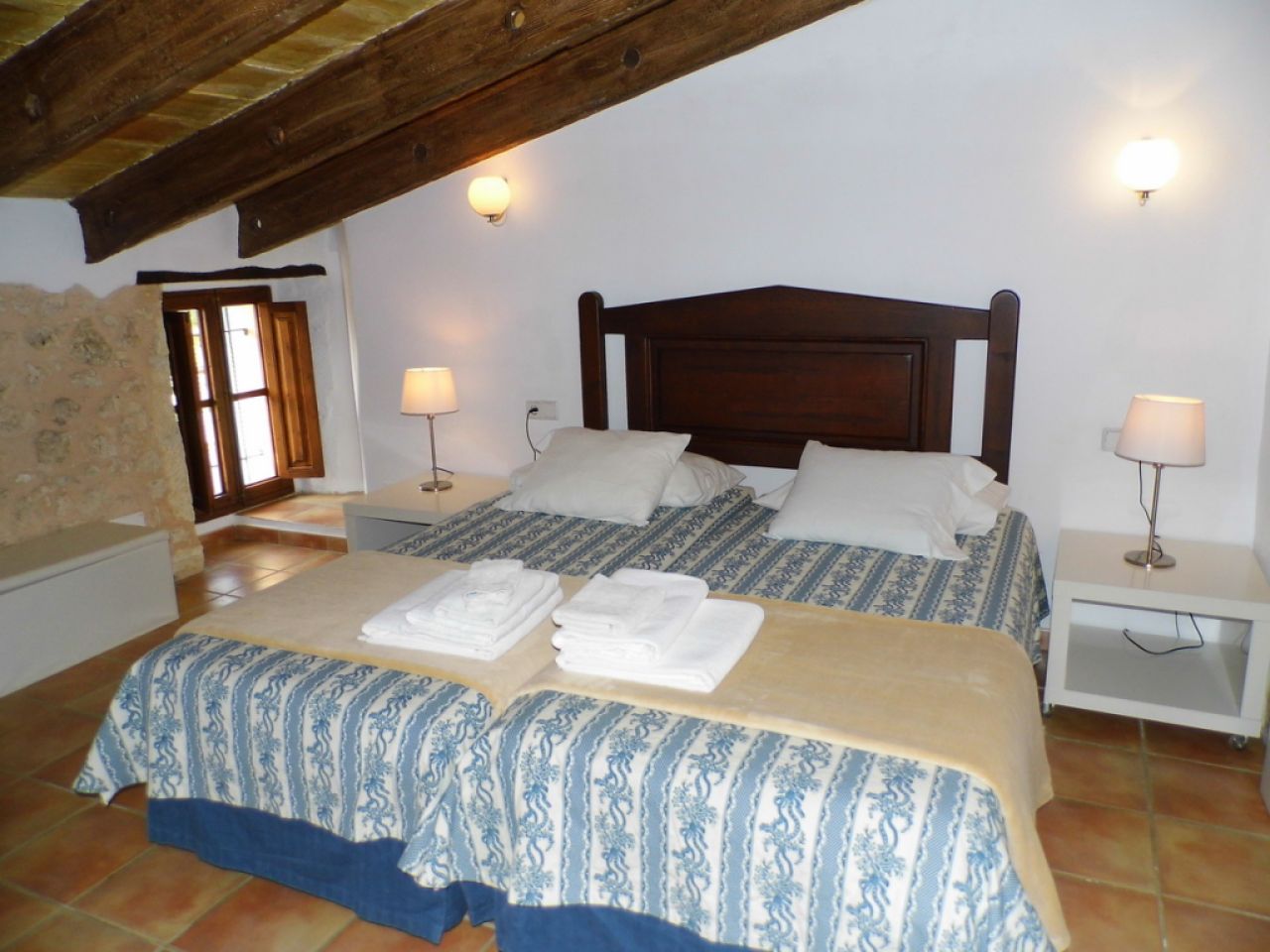 WINTER: Finca - AP  mit Heizung auf einem Agroturismogrundstück bei Manacor -- F 25 b