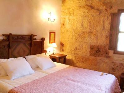 WINTER: Finca - AP  mit Heizung auf einem Agroturismogrundstück bei Manacor -- F 25 b