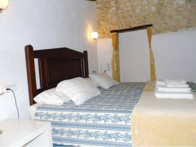 WINTER: Finca - AP  mit Heizung auf einem Agroturismogrundstück bei Manacor -- F 25 b