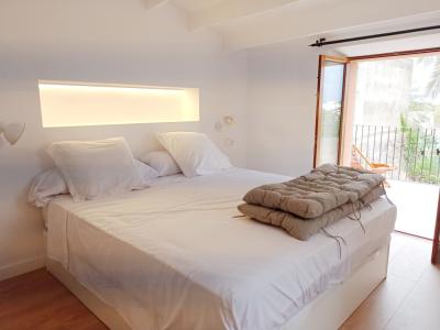 WINTER: Gepflegtes und saniertes Dorfhaus mit Innenhof in Cas Concos --- DH 66 WT