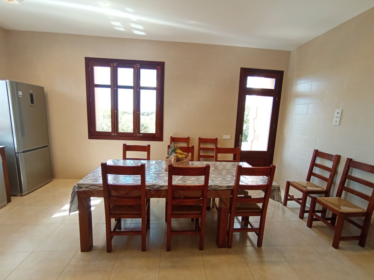 INVIERNO: Gran finca con calefacción por suelo radiante, piscina y muchos extras cerca de Campos -- 