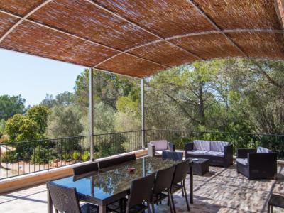 INVIERNO: Gran finca con calefacción por suelo radiante, piscina y muchos extras cerca de Campos -- 