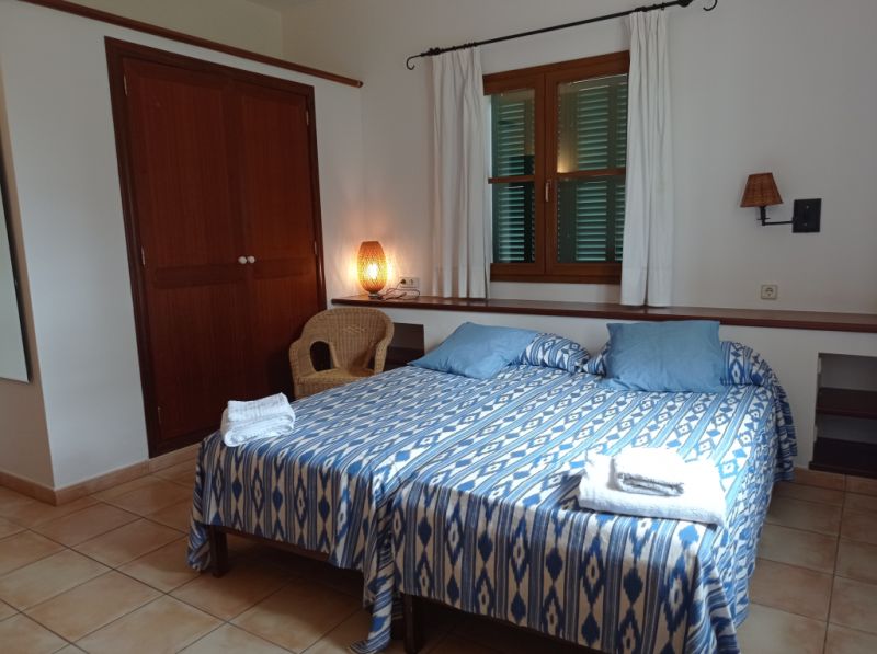 Winter: Grosse Finca mit Heizung, Pool bei S Horta - Mallorca -- F 181 WT