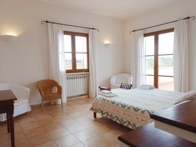 Winter: Grosse Finca mit Heizung, Pool bei S Horta - Mallorca -- F 181 WT