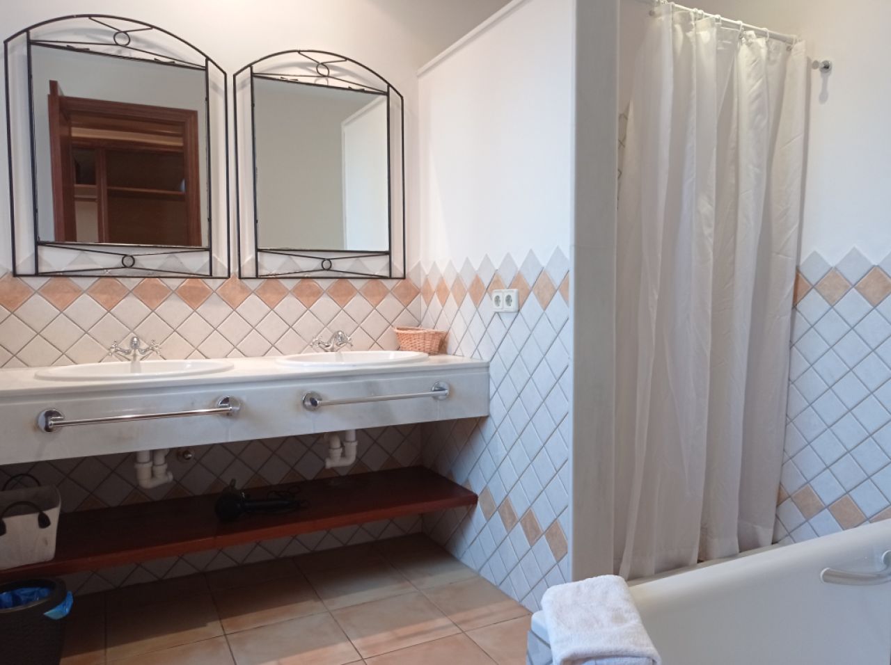 Winter: Grosse Finca mit Heizung, Pool bei S Horta - Mallorca -- F 181 WT