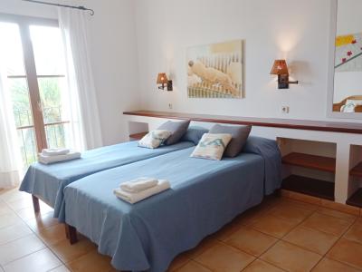 Winter: Grosse Finca mit Heizung, Pool bei S Horta - Mallorca -- F 181 WT