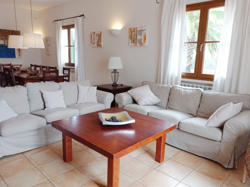 Winter: Grosse Finca mit Heizung, Pool bei S Horta - Mallorca -- F 181 WT