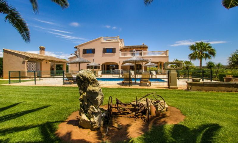 Invierno: Gran finca con calefacción, piscina y barbacoa entre Ses Salines y Colonia St. Jordi -- F 