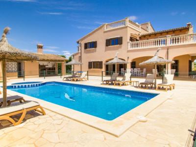Invierno: Gran finca con calefacción, piscina y barbacoa entre Ses Salines y Colonia St. Jordi -- F 