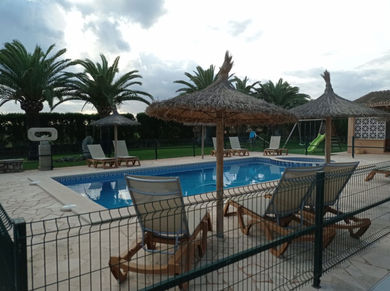 Invierno: Gran finca con calefacción, piscina y barbacoa entre Ses Salines y Colonia St. Jordi -- F 