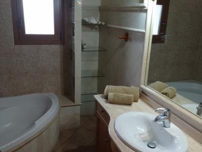 Invierno: Gran finca con calefacción, piscina y barbacoa entre Ses Salines y Colonia St. Jordi -- F 