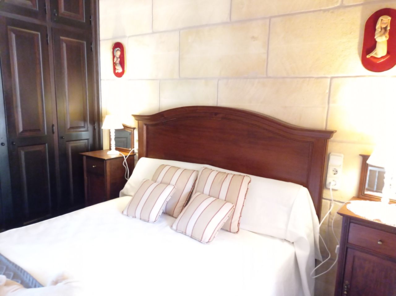 Winter: Grosse Finca mit traumhaftem Garten  bei Ses Salines -- F  63 WT