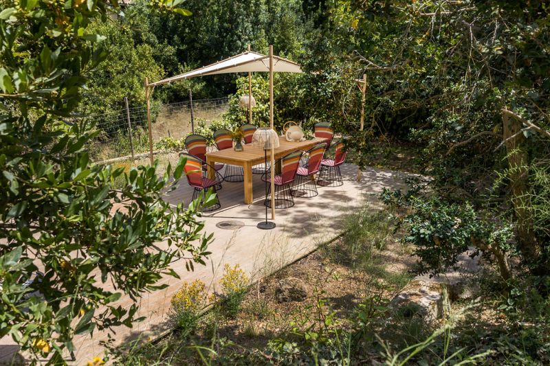 WINTER: Historische Finca -DH  mit Kamin in absolut ruhiger Lage in Orient- West --- F 04 WT