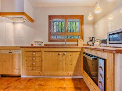 WINTER: Historische Finca -DH  mit Kamin in absolut ruhiger Lage in Orient- West --- F 04 WT