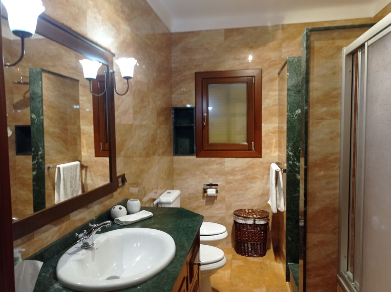 WINTER: Imposante Finca mit Pool, Heizung und schönem Ausblick -- F 02 WT