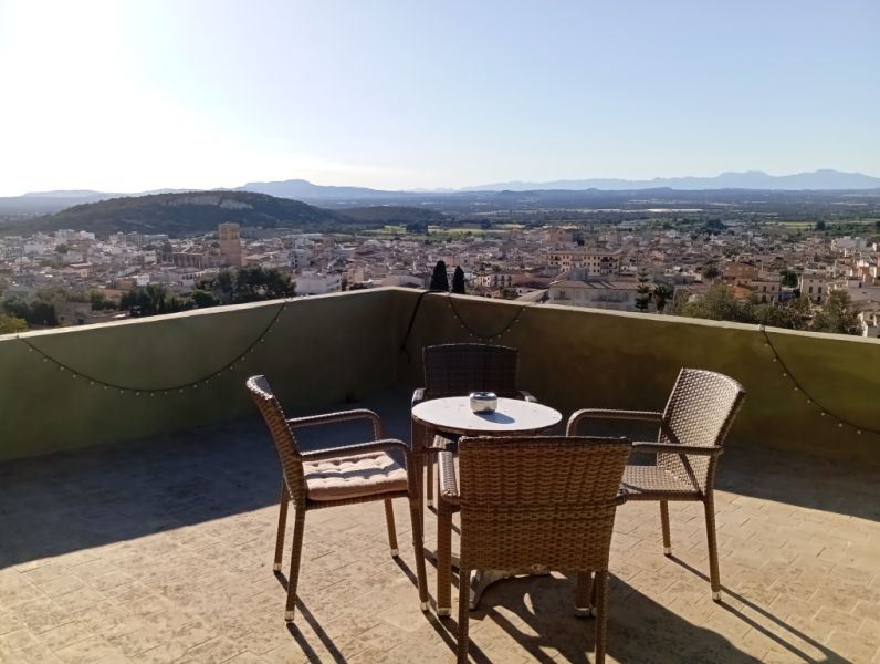 WINTER: Kleines Häuschen in den Bergen bei Felanitx --- C 11 WT