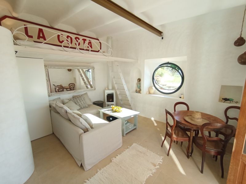 WINTER: Kleines Häuschen in den Bergen bei Felanitx --- C 11 WT