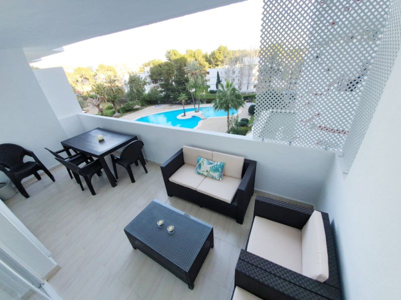 WINTER: Modernes Ap mit Gemeinschaftspool und Tennisplatz am Hafen von Alcudia --- AP 24 WT