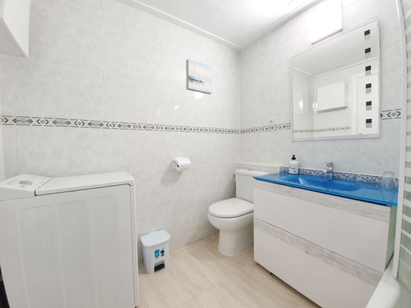 WINTER: Modernes Ap mit Gemeinschaftspool und Tennisplatz am Hafen von Alcudia --- AP 24 WT