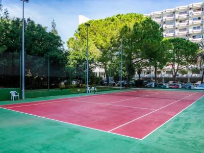 WINTER: Modernes Ap mit Gemeinschaftspool und Tennisplatz am Hafen von Alcudia --- AP 24 WT