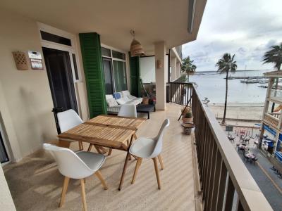 Winter: Modern apartment on 3rd floor with partial harbour and sea view in Colonia St. Jordi -- AP 08 WT
